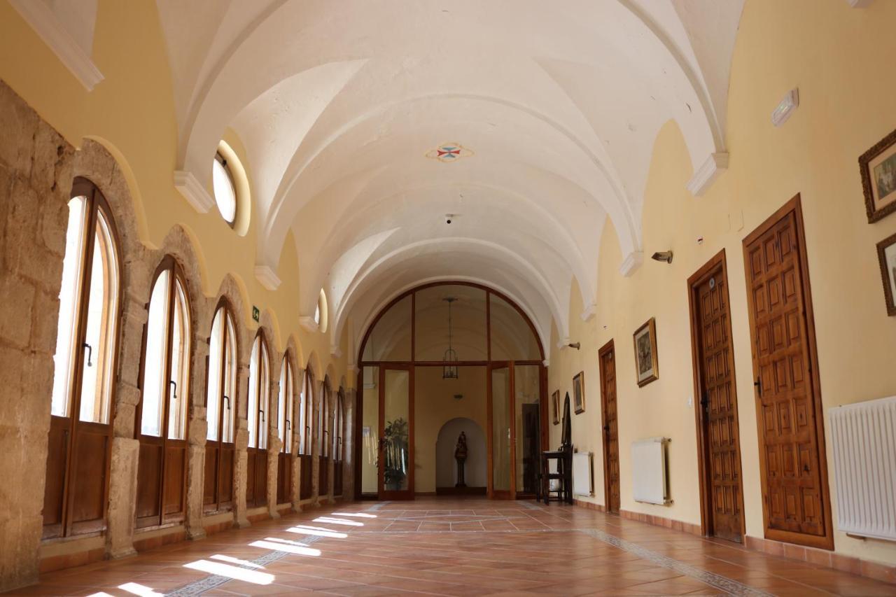 Hotel Monasterio De Tejeda Garaballa Eksteriør bilde