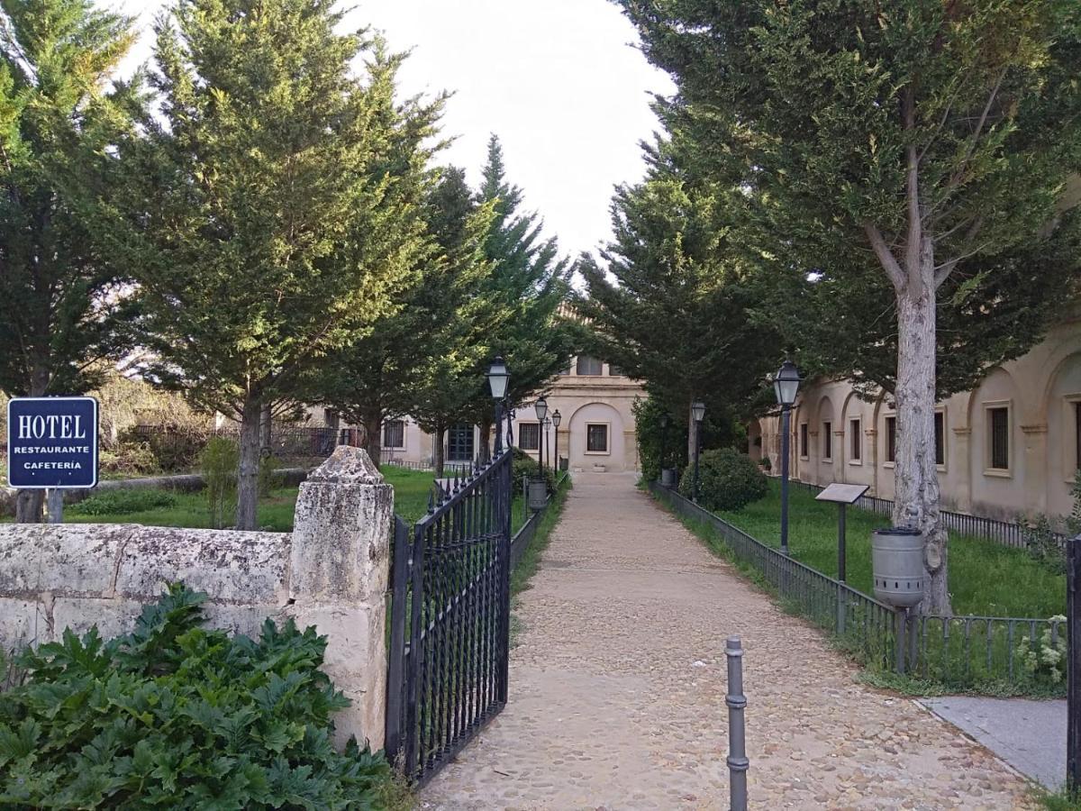 Hotel Monasterio De Tejeda Garaballa Eksteriør bilde